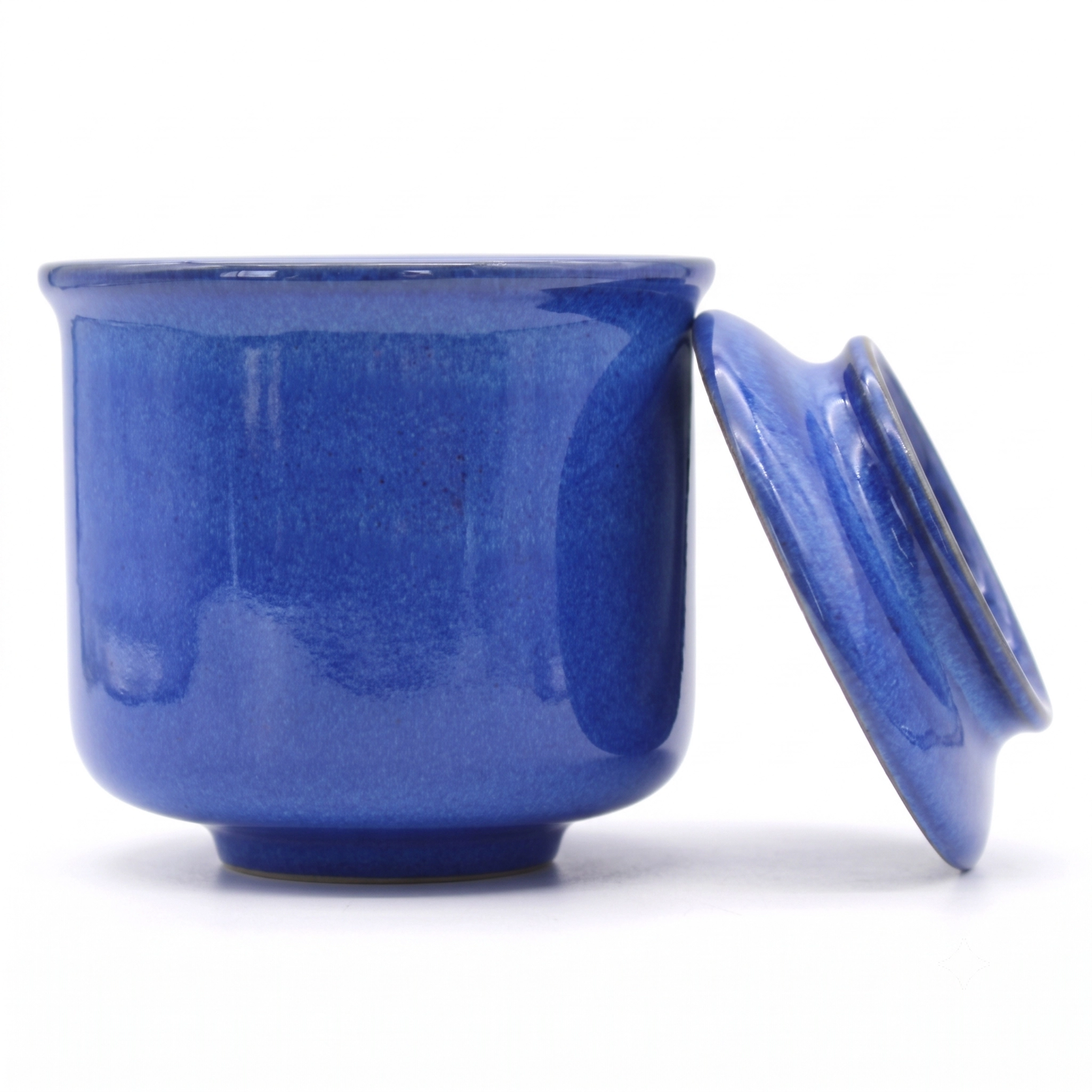 Reactive-Blue-XL-with-lid